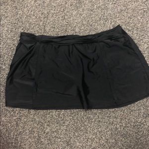 Time and Tru swim skirt size XL (16-18) black